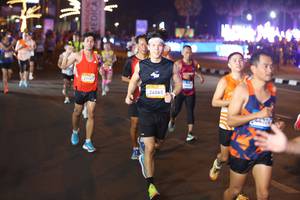 BIB: 2222, 9072
                            <button type="button" onclick="openModal(23209269)" class="btn btn-primary btn-sm float-right btn-popup" data-toggle="modal" data-target=".modal-high-quality">
                        <i class="fas fa-shopping-cart"></i> Add to Cart
                    </button>
                                            <button type="button" onclick="isThisMe(23209269, true)" class="btn btn-success btn-sm float-right btn-popup btn-isme hidden" data-toggle="tooltip" data-placement="bottom" title="นี่คือรูปของคุณใช่ไหม คลิกที่นี่เพื่อเอาเข้าอัลบั้ม">
                        <i class="fas fa-plus"></i> Add to album
                    </button>
                    <button type="button" onclick="isThisMe(23209269, false)" class="btn btn-warning btn-sm float-right btn-popup btn-isnotme hidden">
                        <i class="fas fa-ban"></i> Remove from album
                    </button>